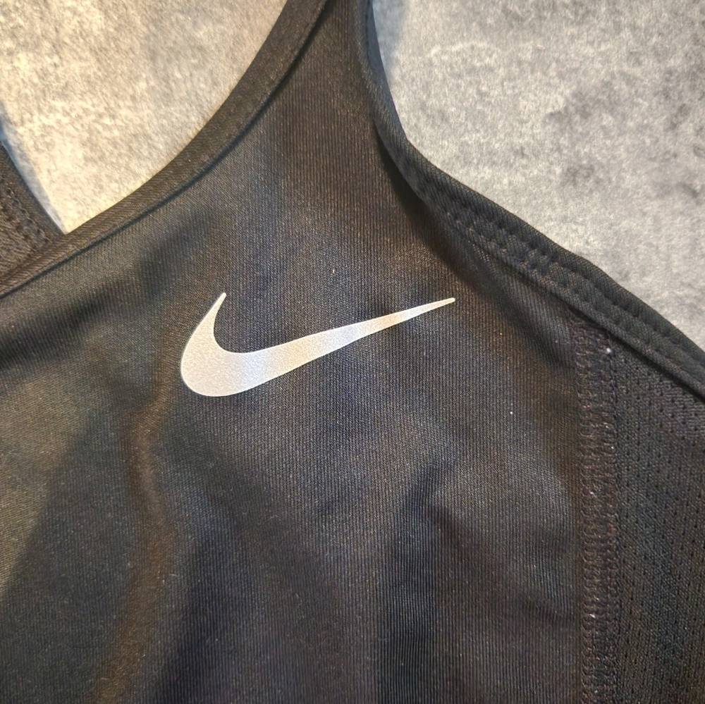 Nike Dri-fit Razorback Tank top - Picture 4 of 4